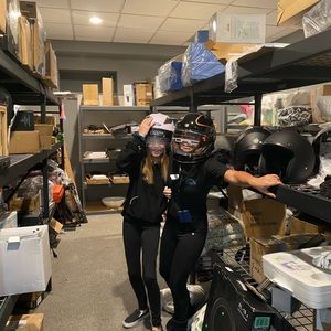 Meet your Posher, Holley